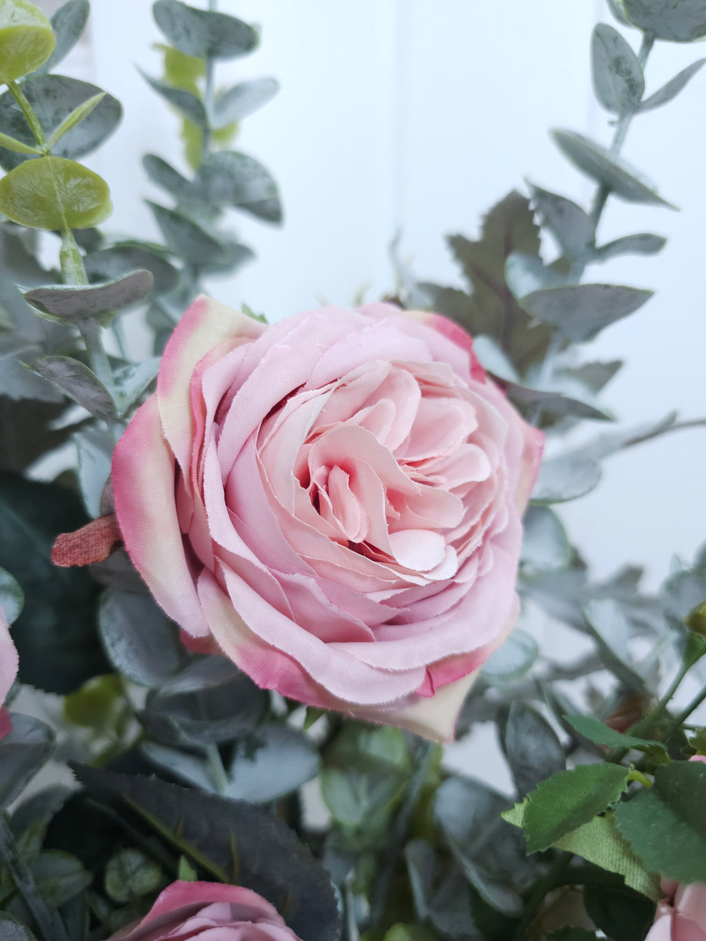 Cottage Rose & Ribbed Vase