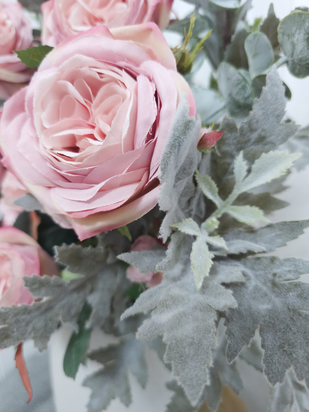 Cottage Rose & Ribbed Vase