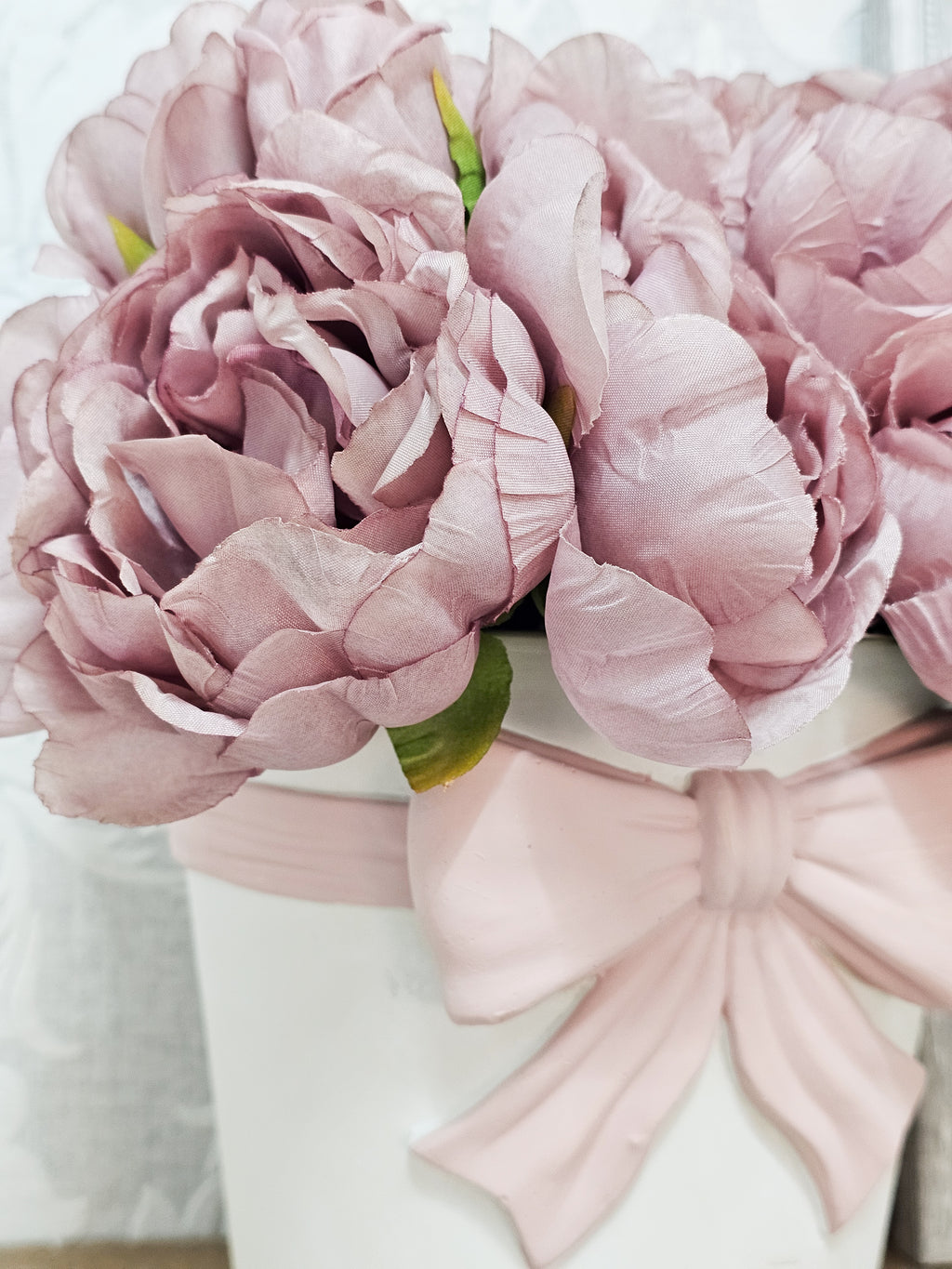 Vintage Mauve Peonies & Bow Vase