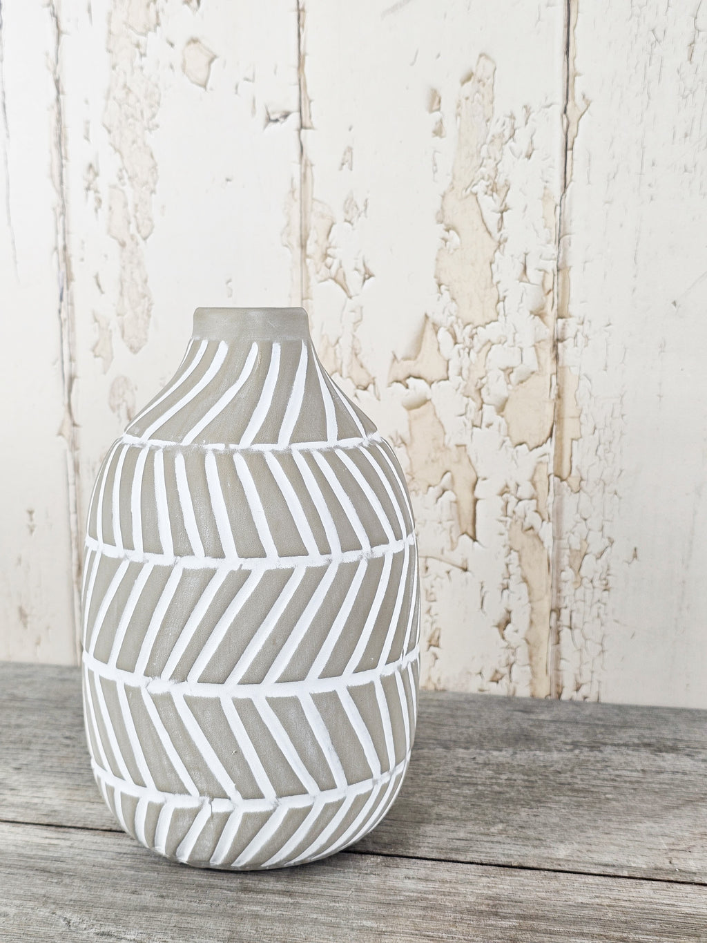 Neutral Geometric Vase